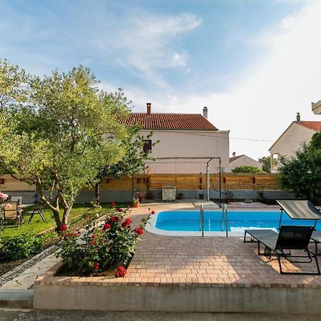 Vacation Home Duilo Donji Zemunik Екстер'єр фото
